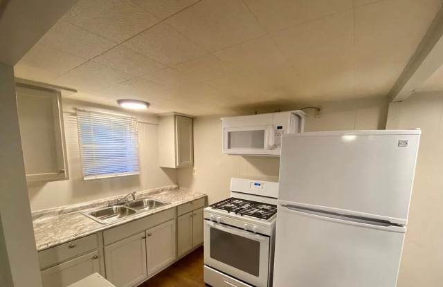 FOR RENT in LAFAYETTE! Gallery 3