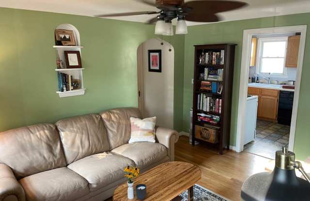 483 Ardmore Dr Gallery 1