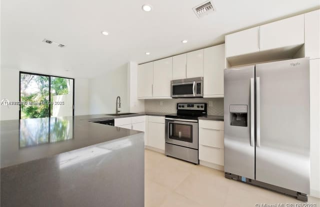 9717 Costa Del Sol Blvd photos photos