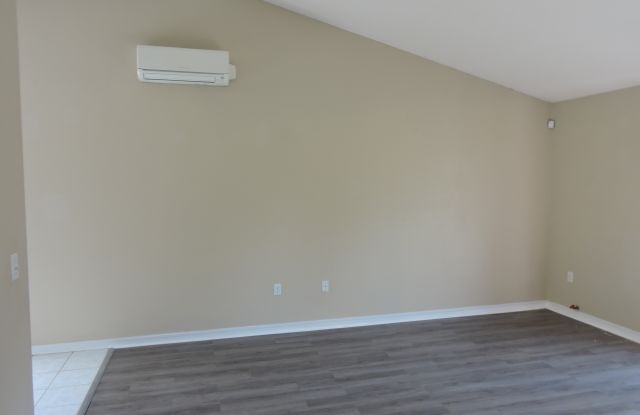 148 Nicole Ln Gallery 3