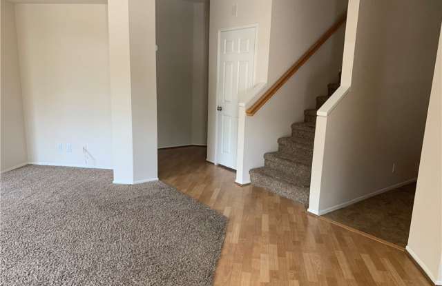 2824 N Naples Court Gallery 4