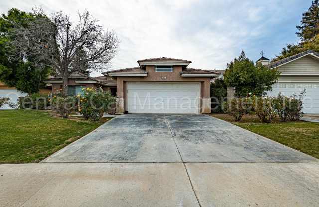 3 Bedroom/2 Bath Home in RiverLakes - $2250 per month! - 2911 Colville Avenue, Bakersfield, CA 93312