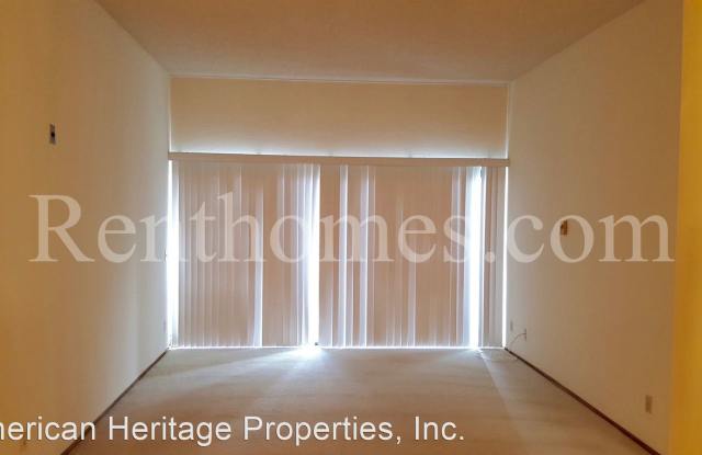8324-2k Regents Road Gallery 3