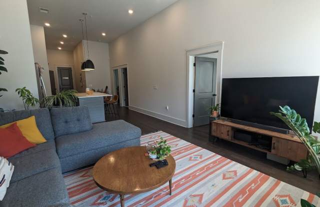 Modern Condo in the heart of East Nashville, just steps from South Inglewood Park! photos photos