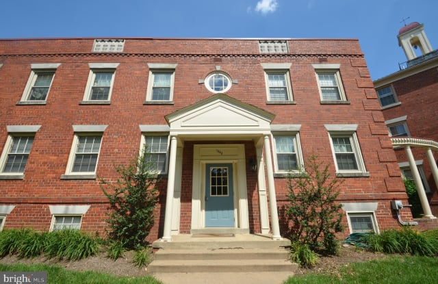 1303 E ABINGDON DRIVE - 1303 East Abingdon Drive, Alexandria, VA 22314