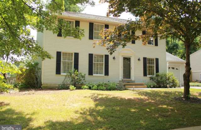 18717 FLOWER HILL Way photos photos