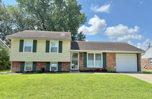 575 Market St, Springboro photos photos