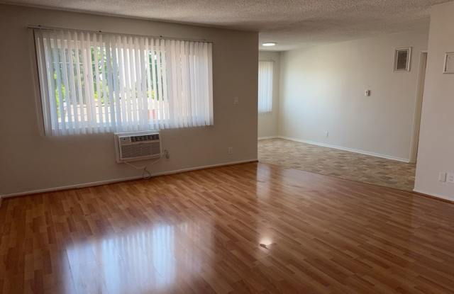 6126 Fulton Ave photos photos