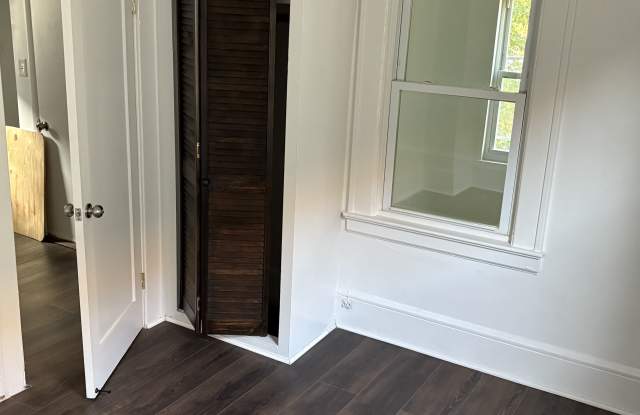 908 Cranford Avenue photos photos