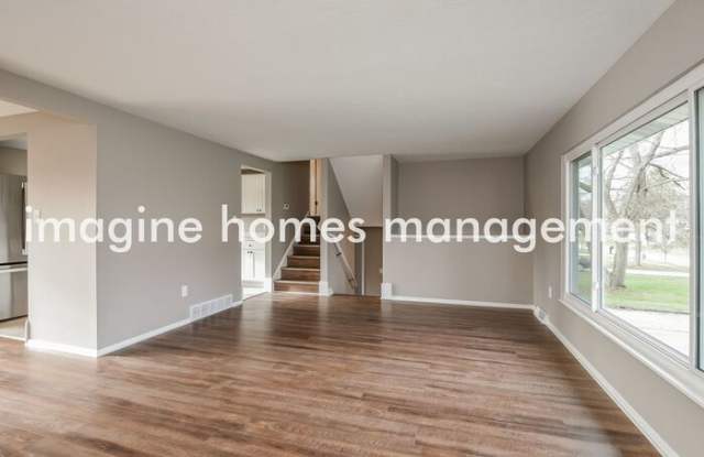 2388 Sherwin Drive Gallery 4