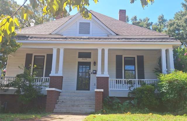 2024 Winona Avenue Gallery 1