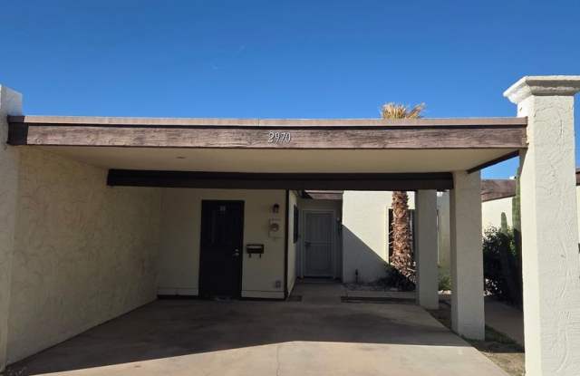 *JUST REMODELED* 2 bed 1 bath townhouse***2 WEEKS FREE OFF FIRST MONTH RENT*** photos photos