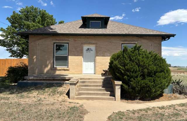 One of a kind ranch home with lake mountain views! photos photos