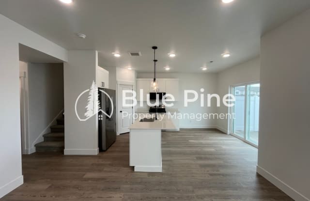 1195 Jaylee Drive Gallery 3