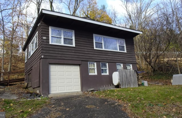 173 MOUNT EYRE ROAD - 173 Mount Eyre Rd, Bucks County, PA 18977