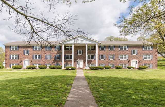 629 Chestnut Street - 629 Chestnut Street, Harrodsburg, KY 40330