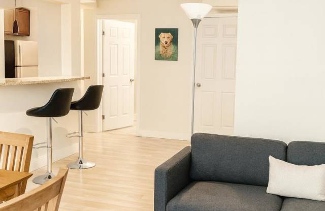 8 Strathmore Rd. photos photos