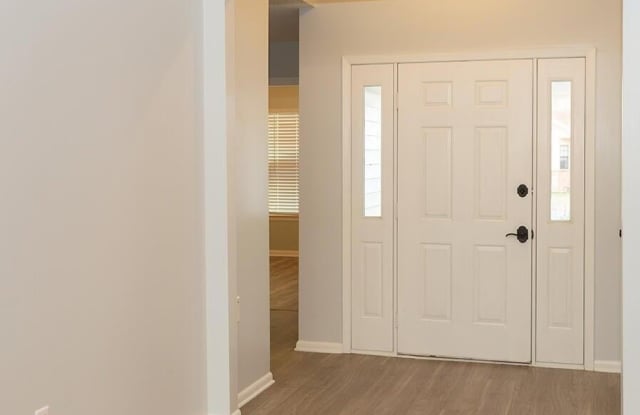511 Woodland Park Circle Gallery 2