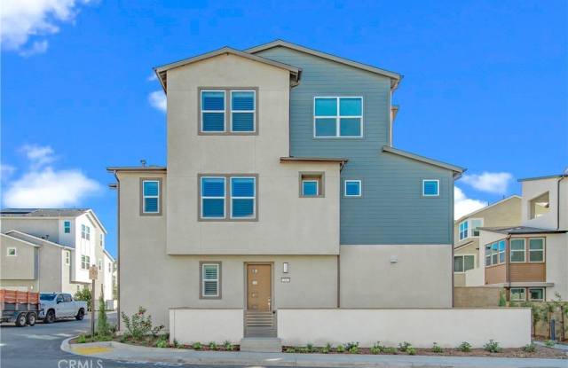 330 Proctor - 330 Proctor, Irvine, CA 92618