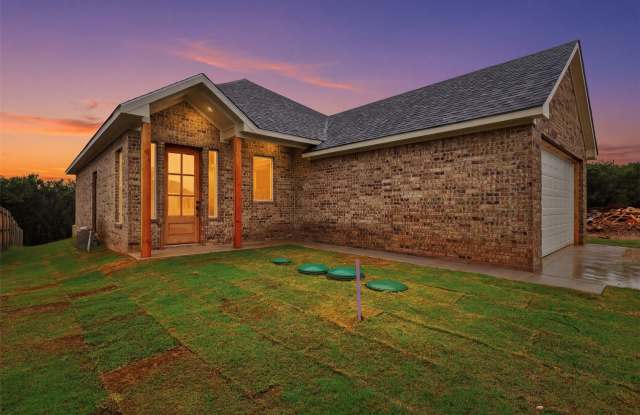1413 Ridgeview Circle Gallery 4