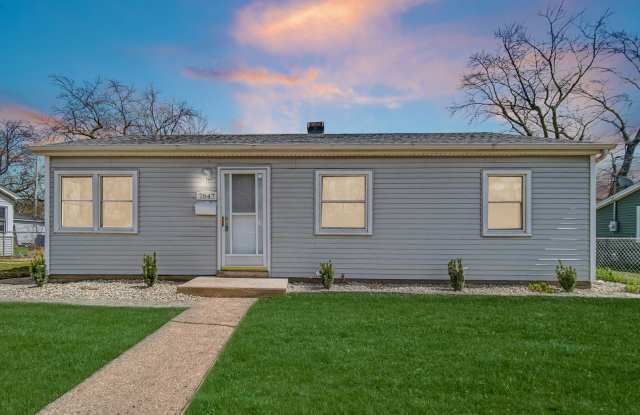 3 Bedroom 1 Bathroom House for Rent! - 7847 Bertram Avenue, Hammond, IN 46324