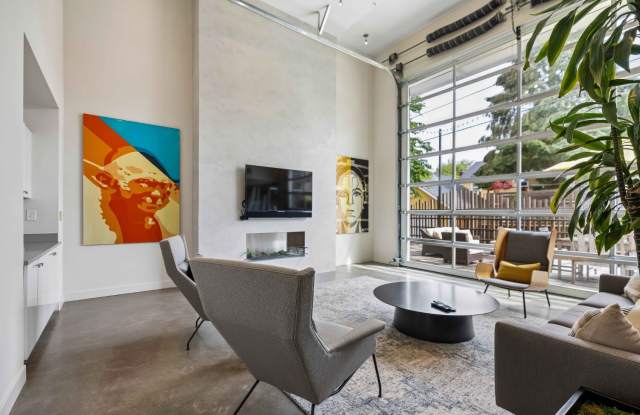 Janus Apartments Gallery 2