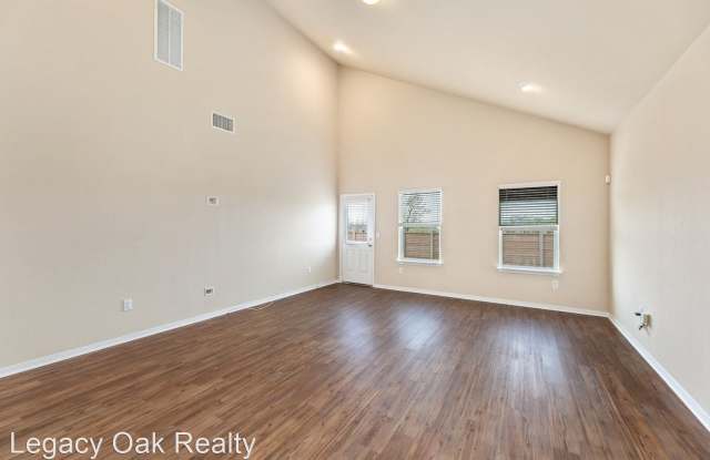 11913 Riparian Road Gallery 4