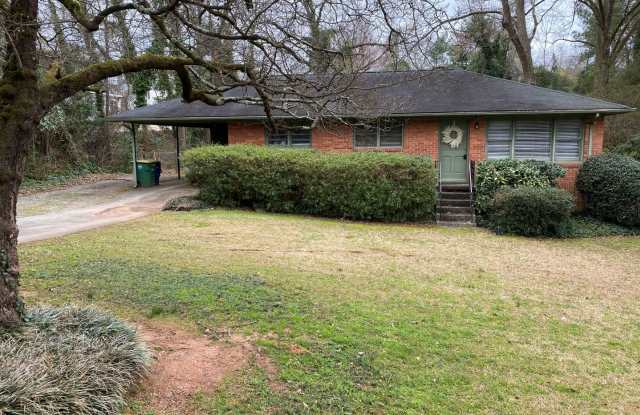 Three Bedroom off Miledge - 500 Woodland Hills Drive, Athens, GA 30606