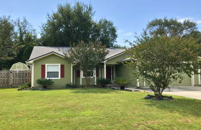 3/2 home with a fenced in yard! photos photos