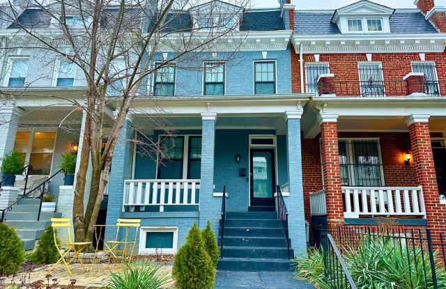 4 Beds 3.5 Baths - Pets Welcome!!! - Parking for 2! - 6 W Street Northwest, Washington, DC 20001 4 Beds 3.5 Baths - Pets Welcome!!! - Parking for 2! - 6 W Street Northwest, Washington, DC 20001