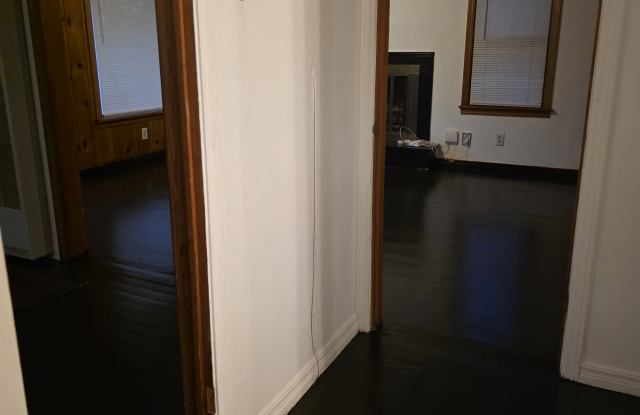 86 North Virginia Street Gallery 2