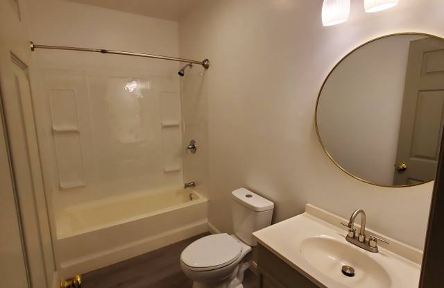 525 Pine St photos photos