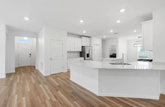 Stunning New Construction Home in Trailhead Landing Gallery 3