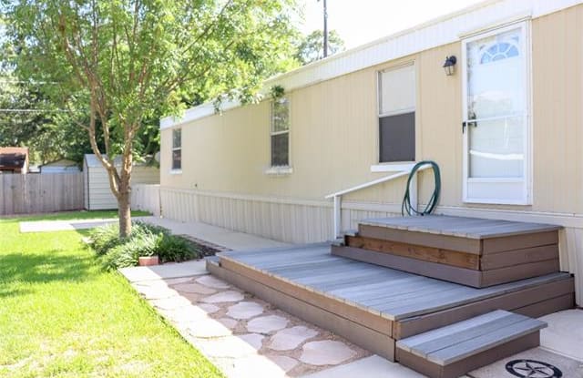 4512 Bradley Lane - 4512 Bradley Lane, Arlington, TX 76017