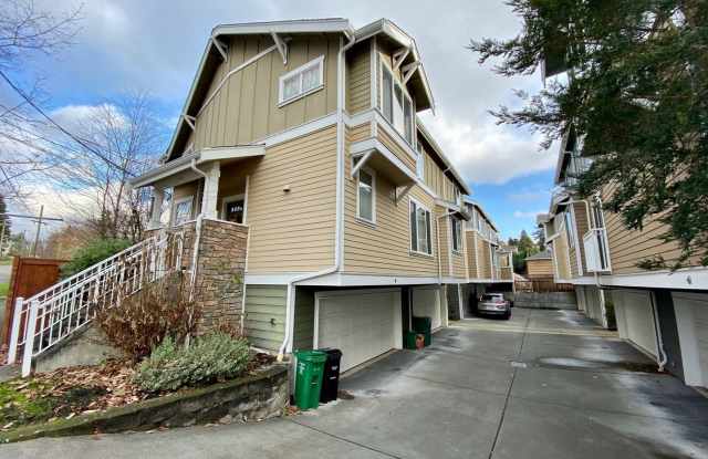 Great House for Rent - 2 weeks free rent - 4506 Northeast 55th Street, Seattle, WA 98105