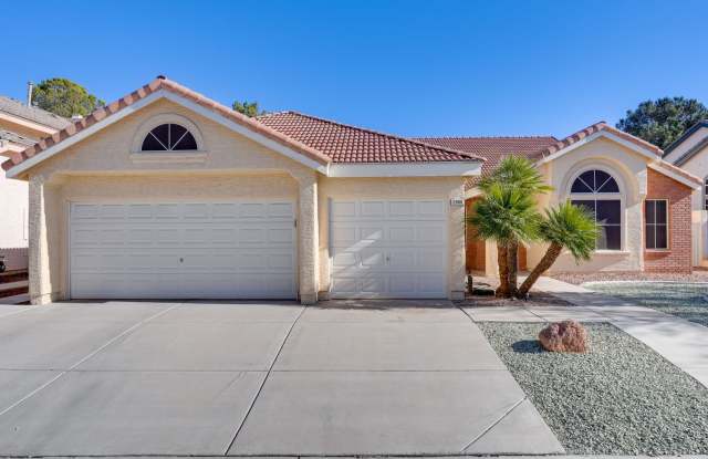 Beautiful Single Story Home ! photos photos
