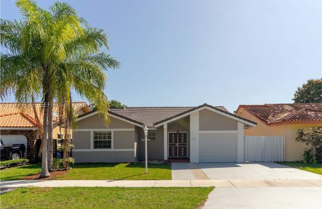 15881 SW 139th Ave photos photos