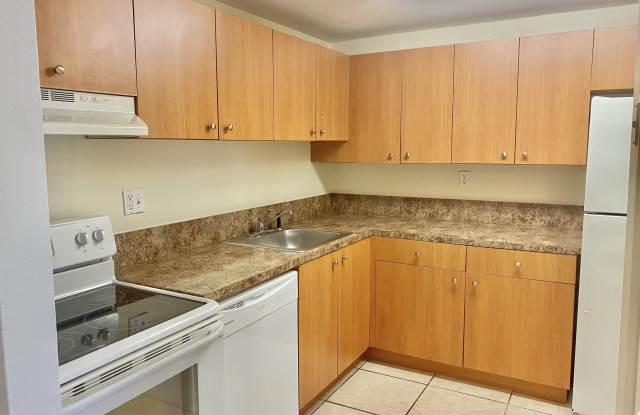 405 Executive Center Drive photos photos