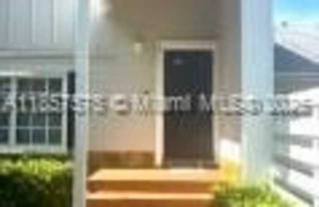 13768 SW 149th Cir Ln - 13768 Southwest 149th Circle Lane, Country Walk, FL 33186