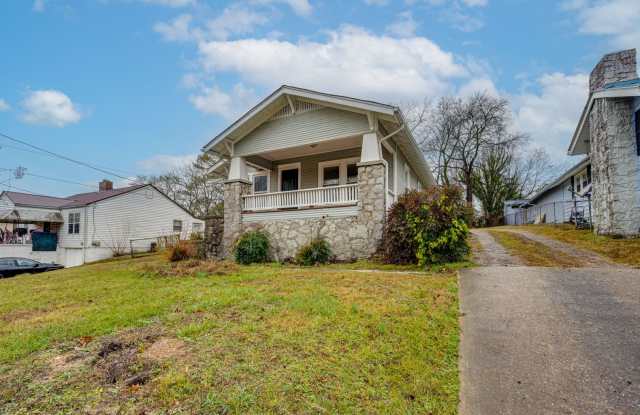 Two Bedroom Craftsmen for Rent! - 209 North Germantown Road, Chattanooga, TN 37411 Two Bedroom Craftsmen for Rent! - 209 North Germantown Road, Chattanooga, TN 37411