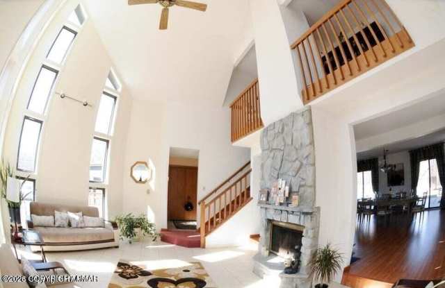 3105 Red Fox Lane Gallery 4
