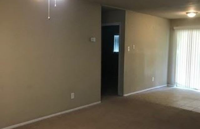 1007 Honey Tree Gallery 3