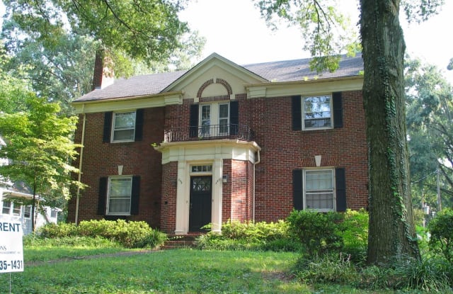 843 Henley Place - 843 Henley Place, Charlotte, NC 28207