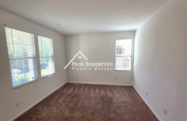 Very Nice 3bd/2.5ba North Natomas Home with 2 Car Garage Gallery 4