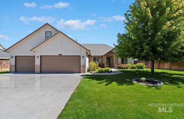 3314 S Raintree photos photos