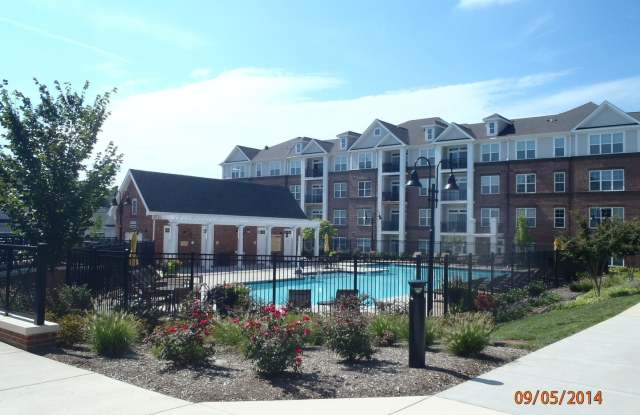 Walk to Everything Downtown! - 621 Cobblestone Boulevard, Fredericksburg, VA 22401