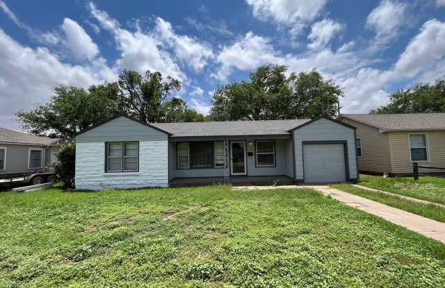 Cute House - 3503 28th Street, Lubbock, TX 79410