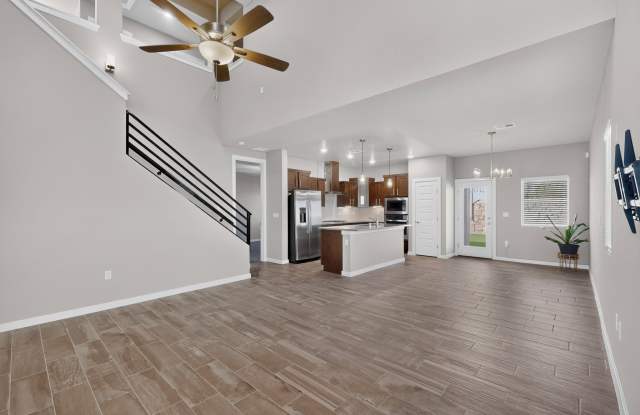 9930 Isla Place Gallery 4