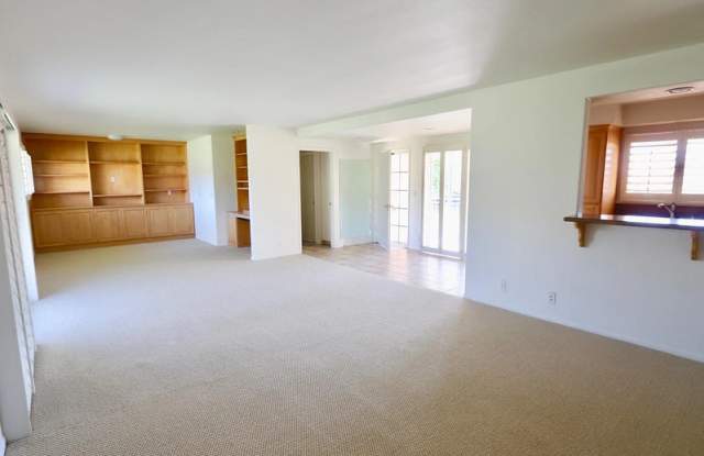 5796 Encina Rd Gallery 1