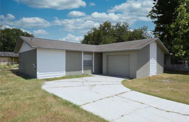 1212 WATERVIEW BOULEVARD W photos photos